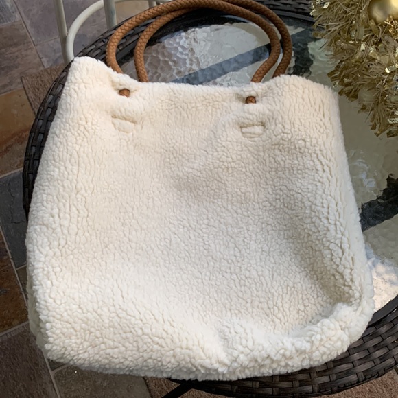 NWOT faux suede and shearling winter tote - Picture 7 of 8